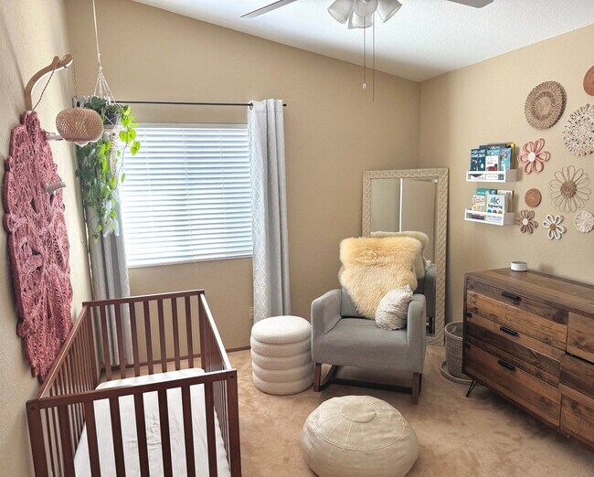 Building Photo - Spacious and modern 3 bedroom home within the prestigious Terraces of Cantebria subdivision.