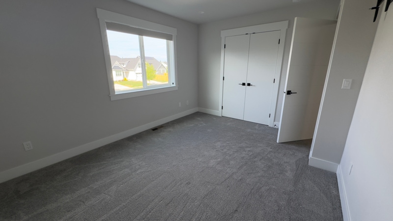 Building Photo - 2120 Lagerwey Circle