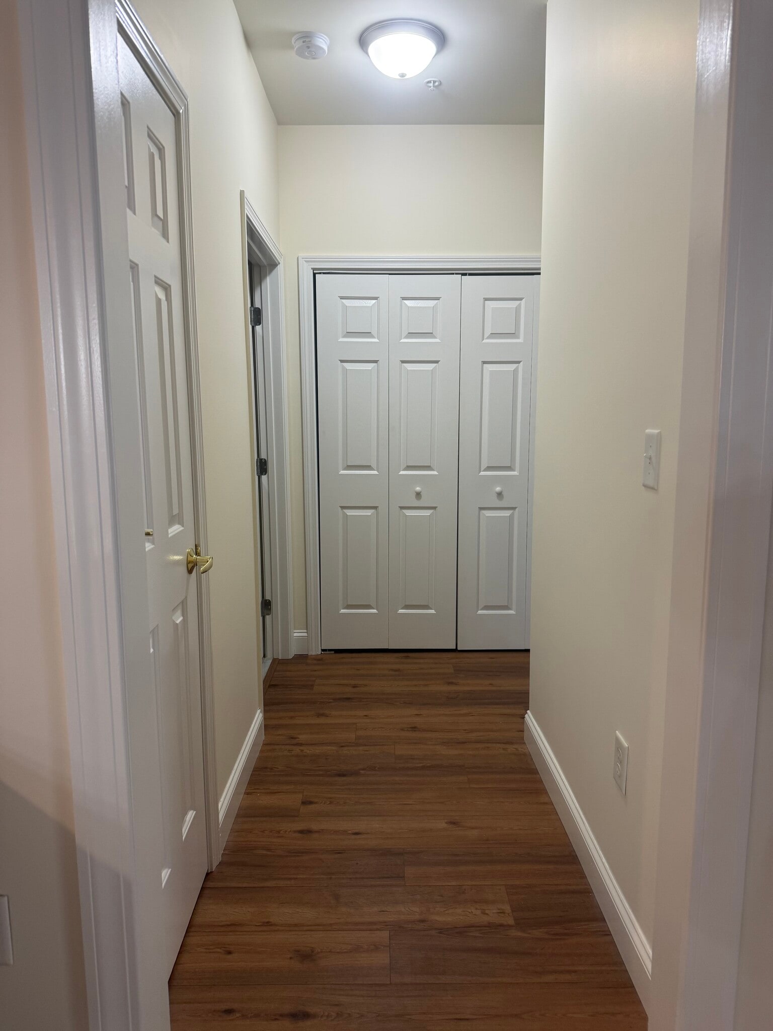 Building Photo - 5 Sally Sweet Way