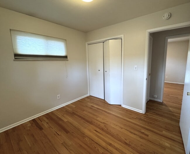 Building Photo - 3084 S Xanthia St