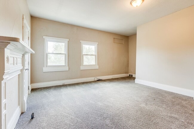 Building Photo - 2318 Leticoe St