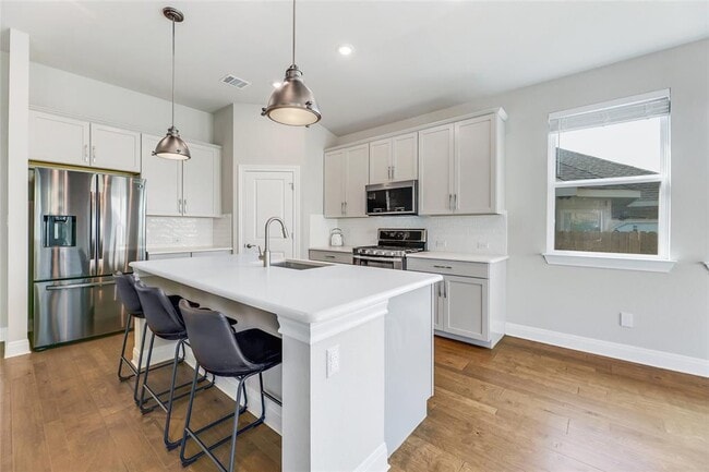 Building Photo - 1113 Highwater Dr