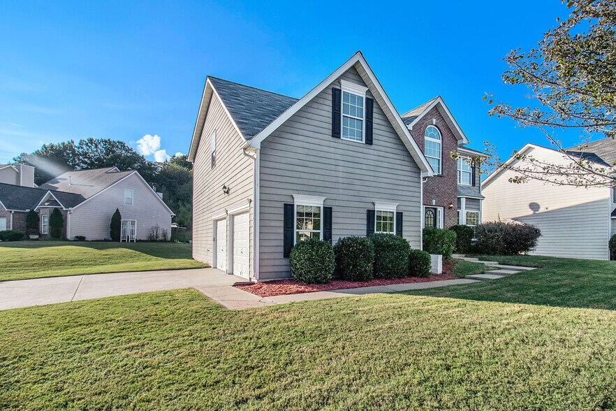 Building Photo - 395 Sugarberry Ln