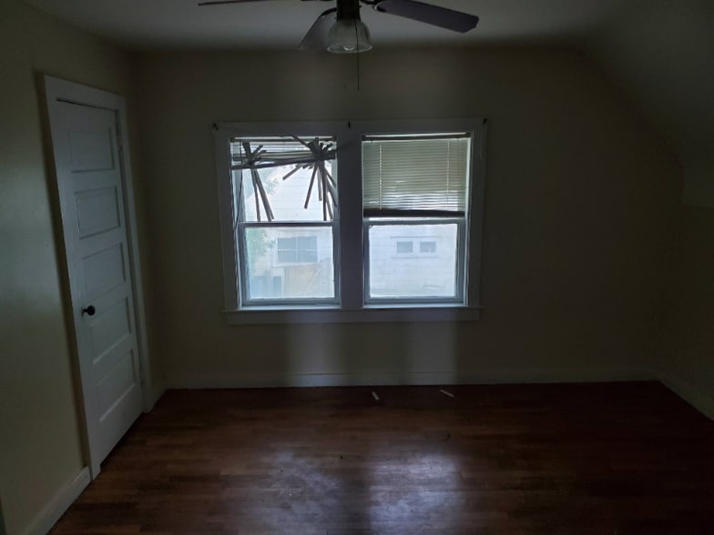 Building Photo - 714 N 4th St