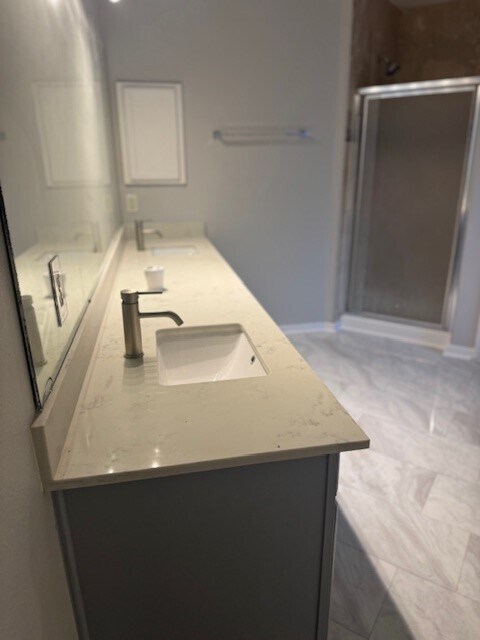 Building Photo - 17063 Clan MacGregor Dr