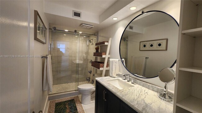 Building Photo - 1501 S Ocean Dr