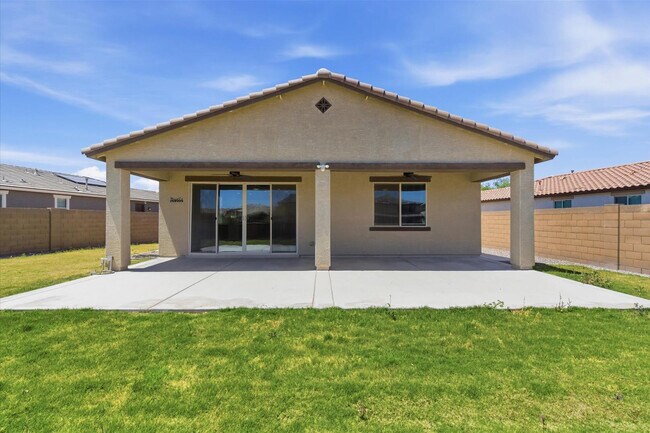 Building Photo - 26129 N 133rd Ave