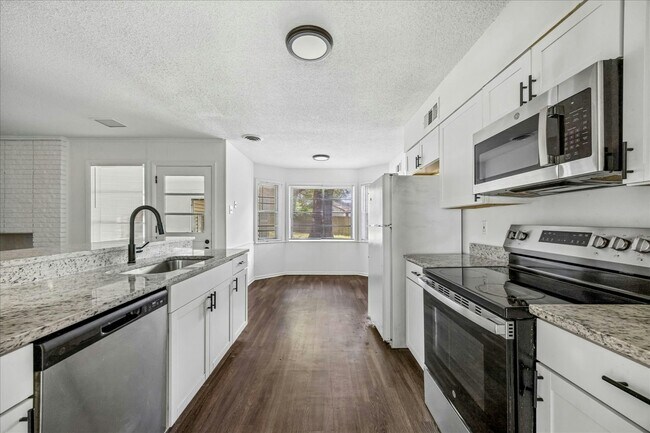 Building Photo - 3844 Marston Rd