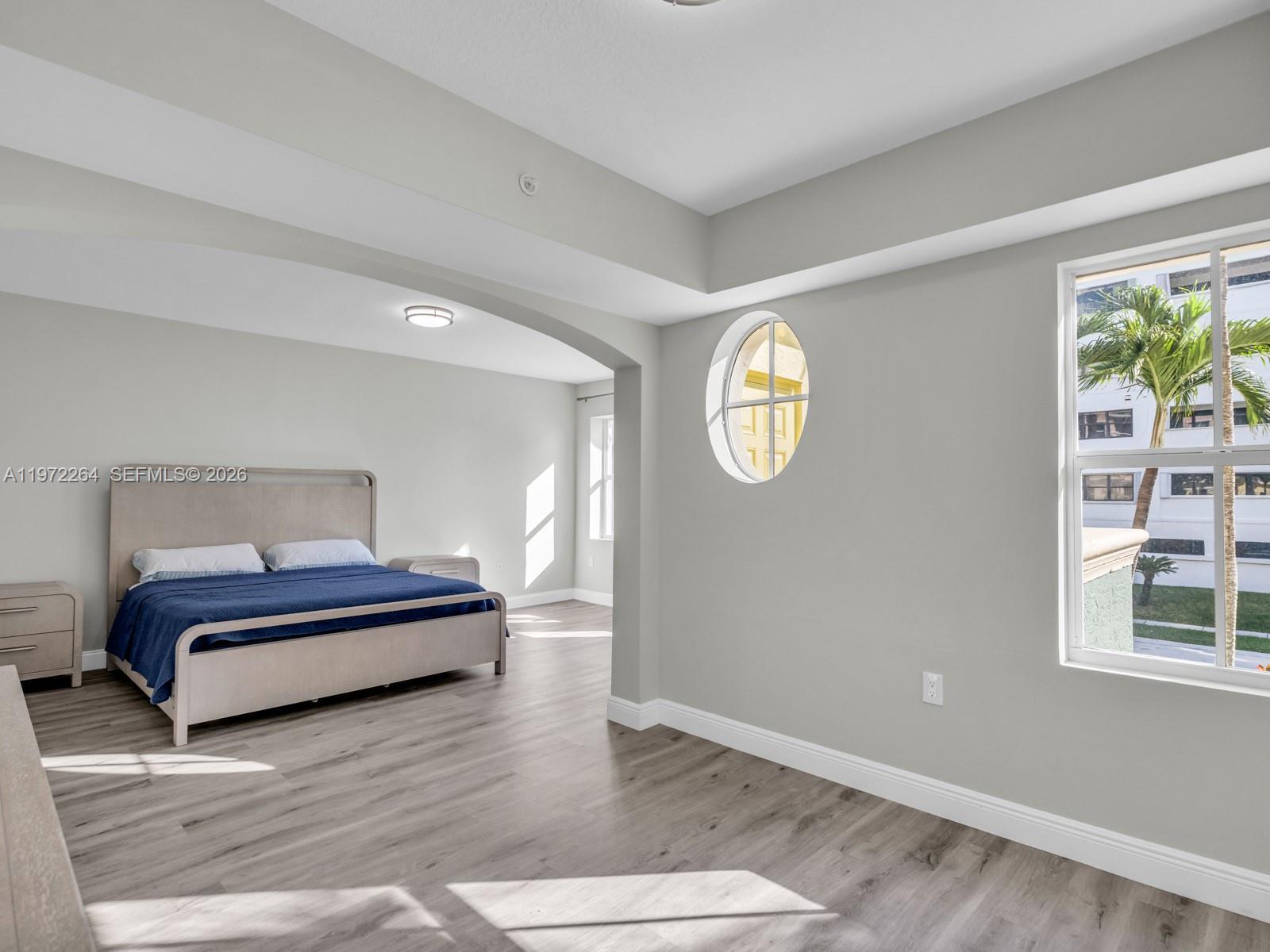 Building Photo - 2051 SE 3rd St