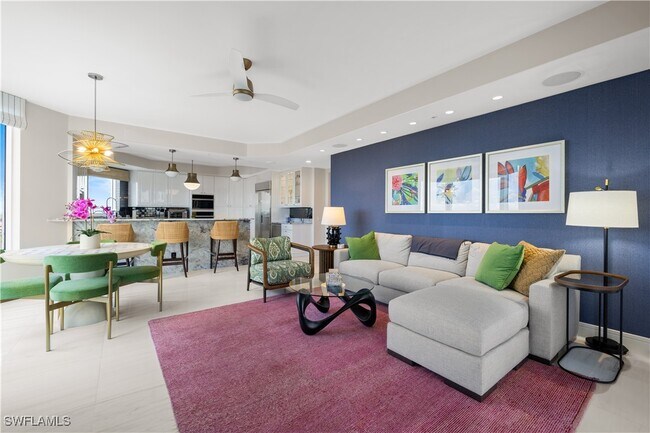 Building Photo - 7575 Pelican Bay Blvd