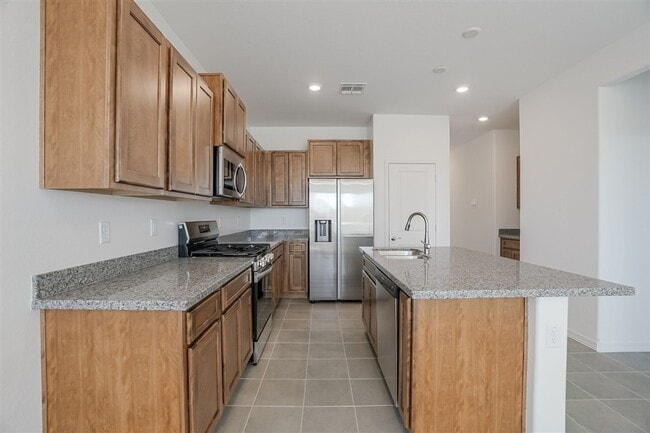 Building Photo - Brand New 3 Bedroom 2 Bath Home in South Ranch
