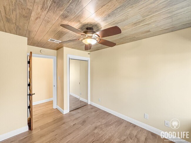Building Photo - Newly remodeled 4bed/2bath home w/upgrades!