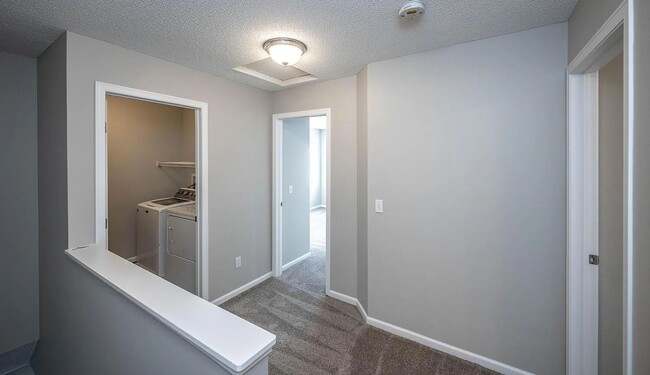 Building Photo - 8919 Ladino Cir