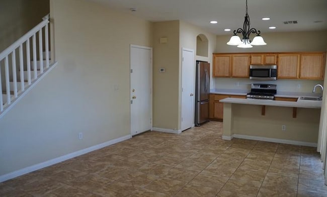 Building Photo - 7216 Ophelia Ct