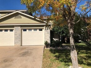 Building Photo - 13359 Water Oak Ln