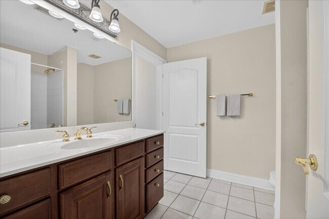 Building Photo - 500 North and South Rd