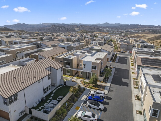 Building Photo - 26912 W Winding Trail Ct
