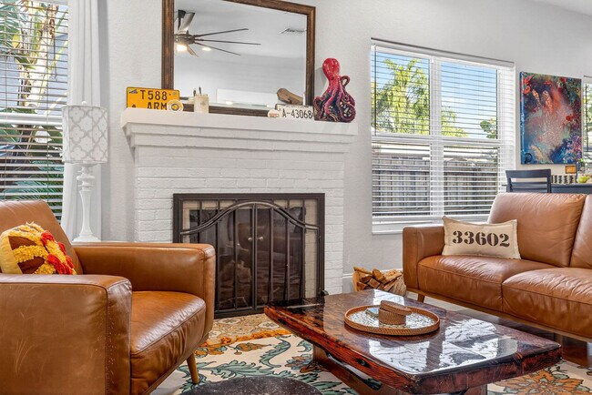 Building Photo - 2705 N Poplar Ave