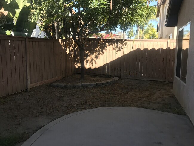 Building Photo - ***Move in Special $1000*** Oceanside Great Location 3 Bedroom Home!