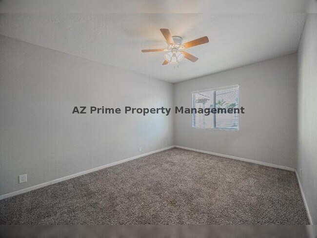 Building Photo - 1808 W Thomas Rd