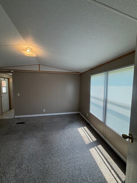 Building Photo - 16 Tylers Cookie Ln