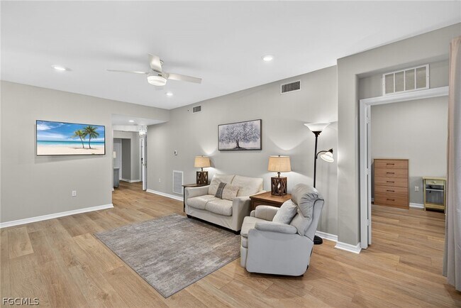 Building Photo - 1440 Tiffany Ln