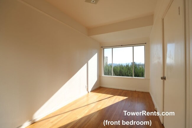Building Photo - Noe Valley/Dolores Hts: 2 Bedroom+ Office ...