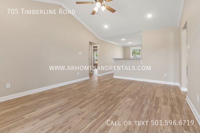 Building Photo - 705 Timberline Rd