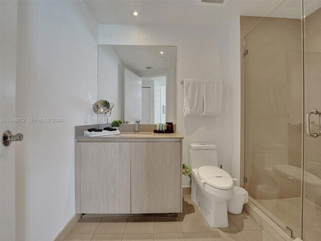 Building Photo - 4111 S Ocean Dr