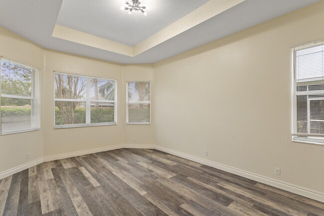 Building Photo - 175 NW Willow Grove Ave