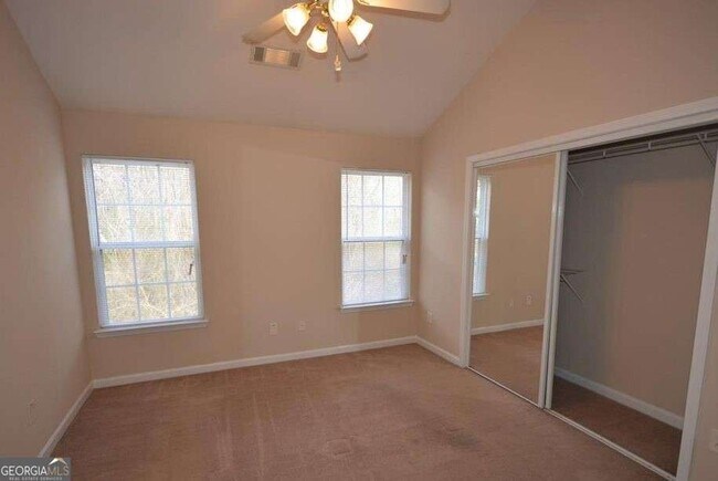 Building Photo - 142 Brookview Dr