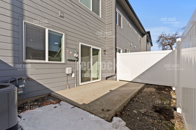 Building Photo - 12625 E Main Ave