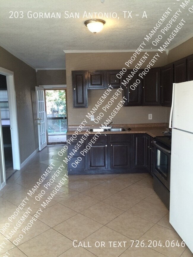 Building Photo - 203 Gorman