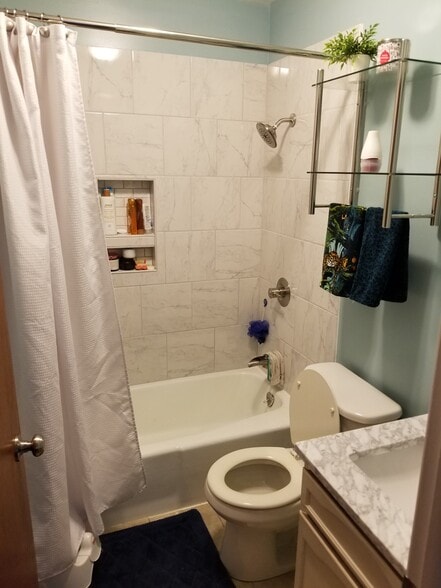 Building Photo - 1427 Glenwood St