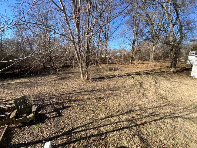 Building Photo - 1416 W Worley St