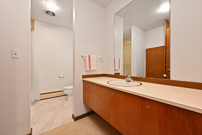Building Photo - 9309 Fauntleroy Wy SW