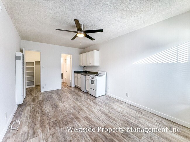 Building Photo - 28 Sunset Ave