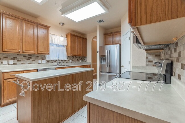 Building Photo - 22714 Sabine Summit