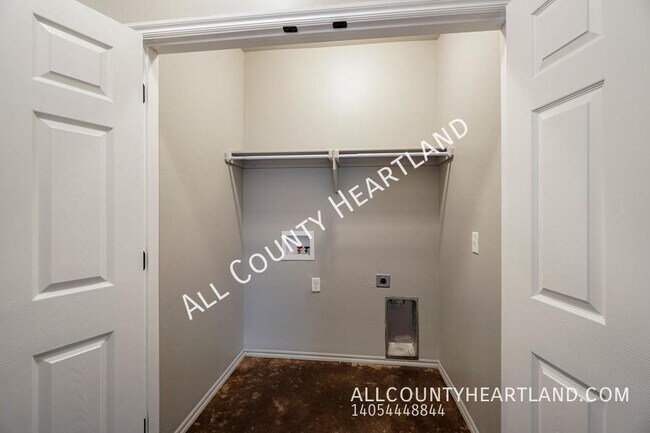 Building Photo - 1736 Eighty-Niner Ter