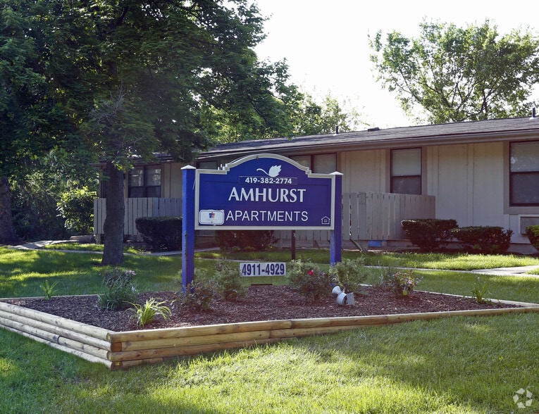 Amhurst Apartments 4929 Heatherdowns Blvd Toledo OH 43614 Apartment Finder