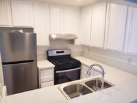 Building Photo - 10815 Hesby St