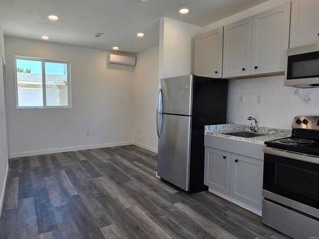 Building Photo - 1819 Oakshire Ct