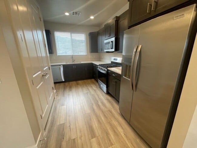 Building Photo - 2142 W 380 S