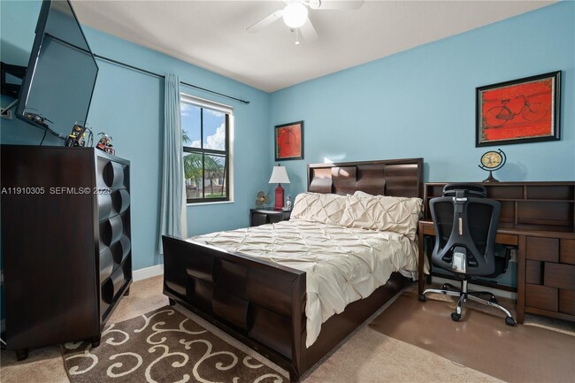 Building Photo - 8825 NW 100th Pl