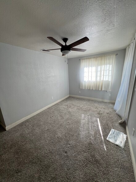 Building Photo - 15464 Pomona Rincon Rd