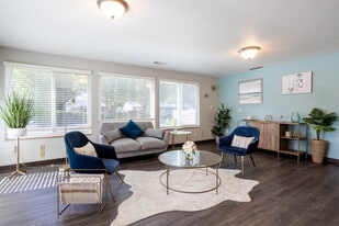 Interior Photo - Willow Creek
