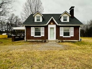 Building Photo - 3410 E Main St