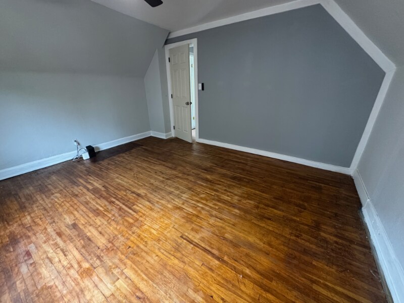 Building Photo - 17126 San Juan Dr