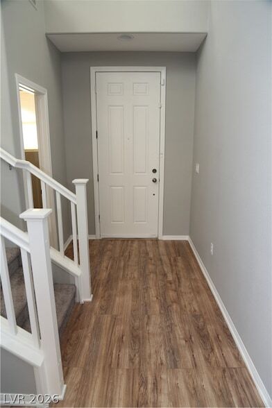 Building Photo - 10642 Cave Ridge St