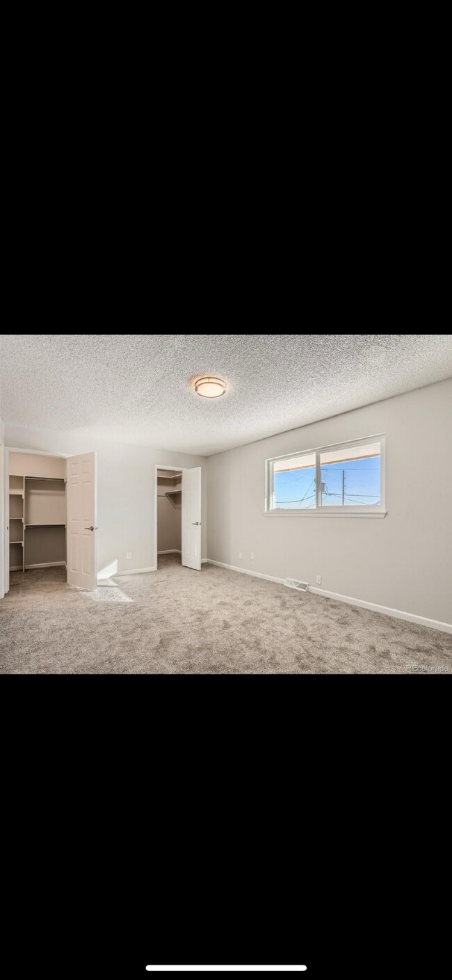 Building Photo - 1046 W 88th Ave